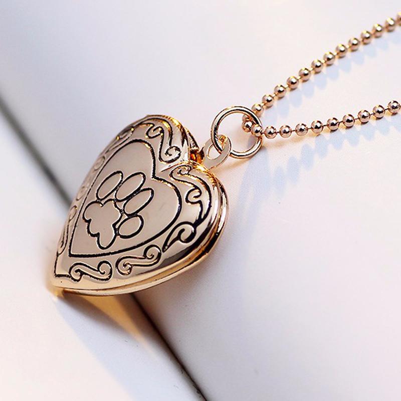 Pet Footprint Heart Shaped Open Clasp Necklace - Lovepawz